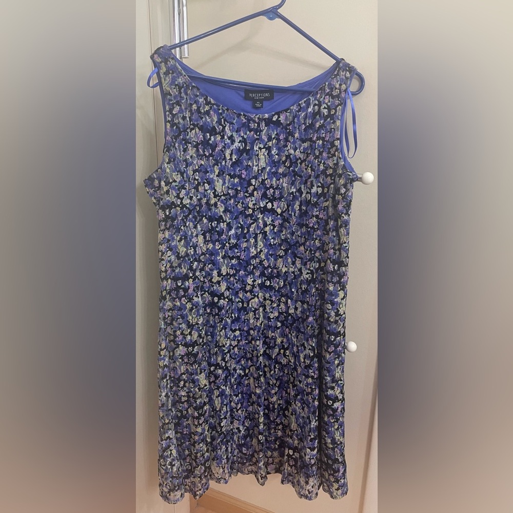Perceptions New York Size XL Sleeveless Dress Purple Floral